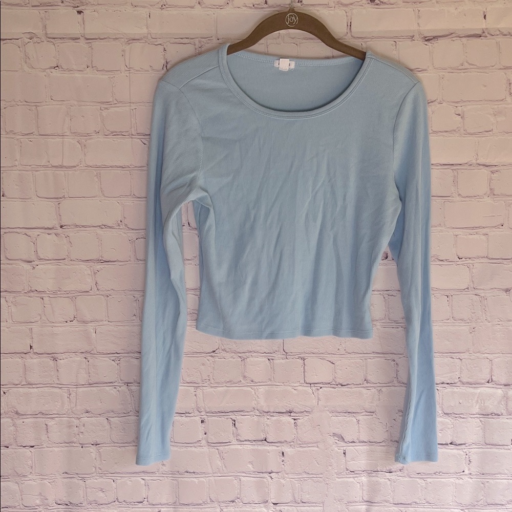 Garage Sky Blue Long Sleeve‎ Top Woman’s Size Large